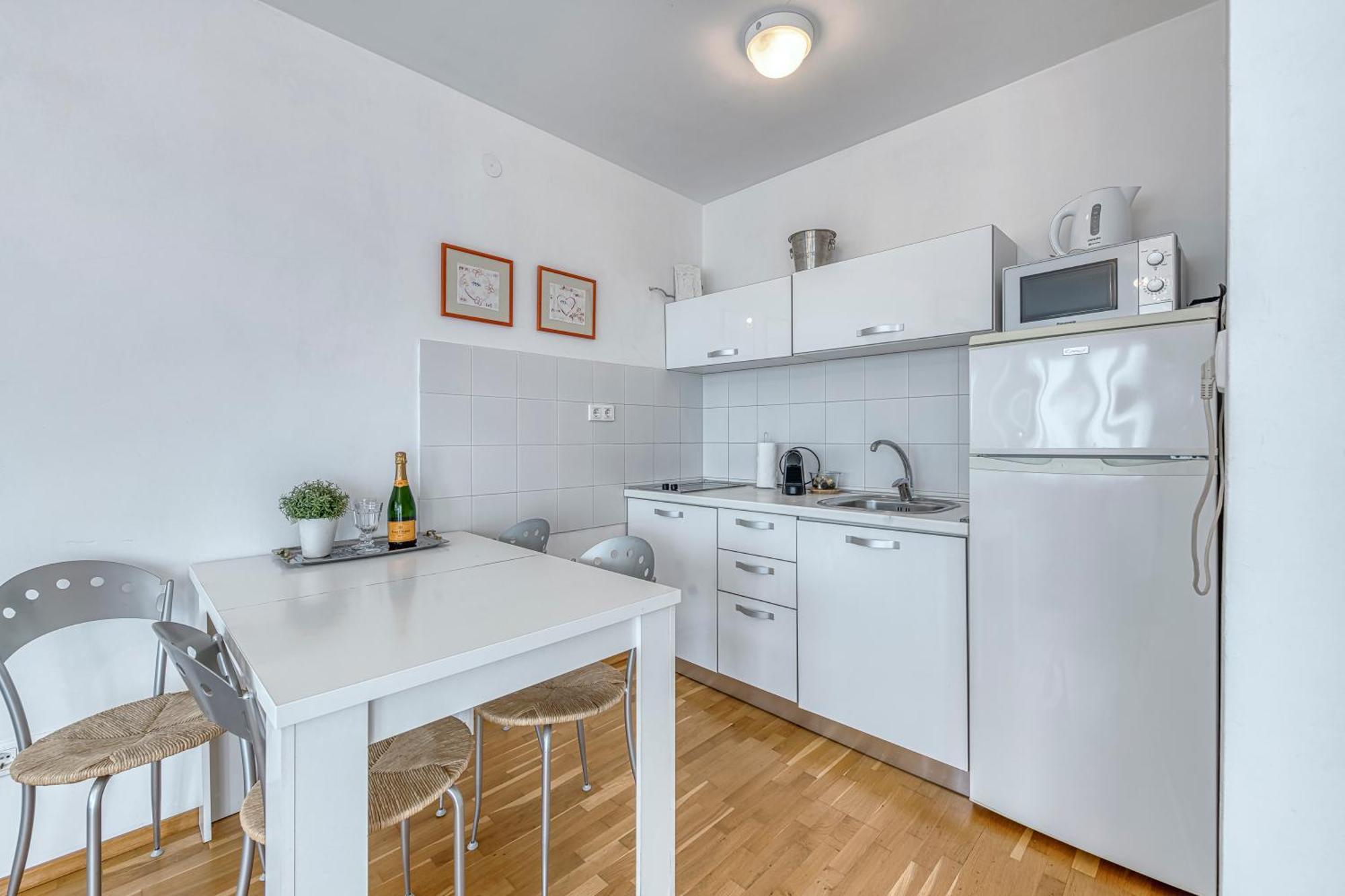 City Center Apartments Niva Дубровник Экстерьер фото